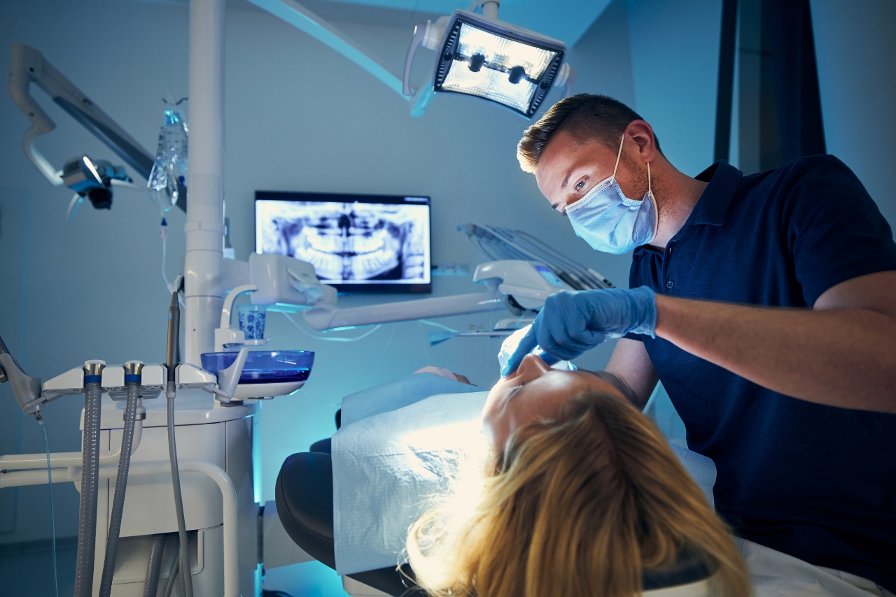 Tratamientos Odontológicos que Requieren Cirugía